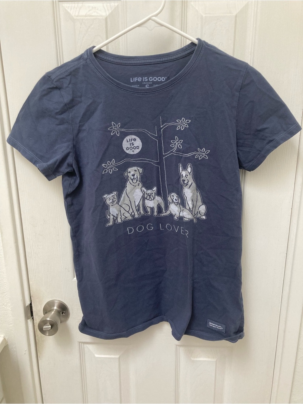 Life Is Good Crusher Tee Shirt size small